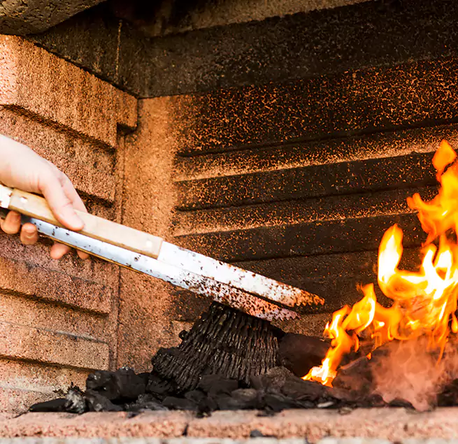 Why Homeowners & Businesses Trust Us in Des Moines, IA?