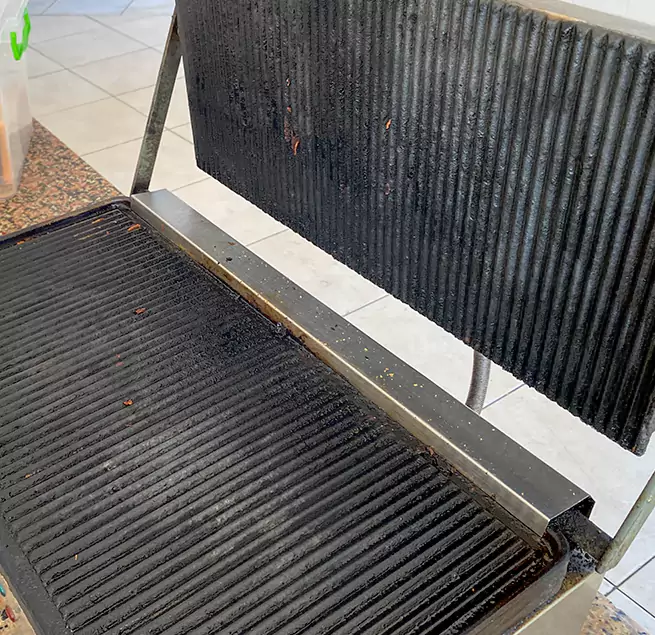 Why Homeowners & Businesses Trust Us in Des Moines, IA?